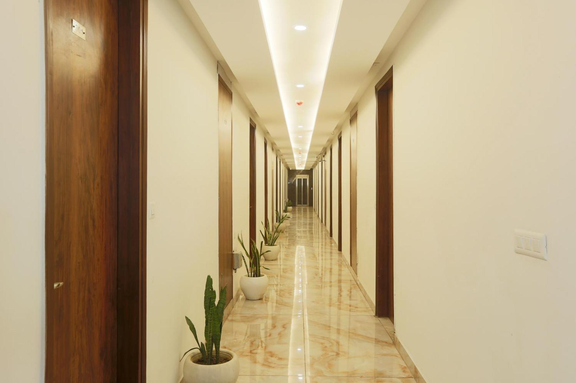 Prithvi Palace Igi Airport Delhi 4* New Delhi